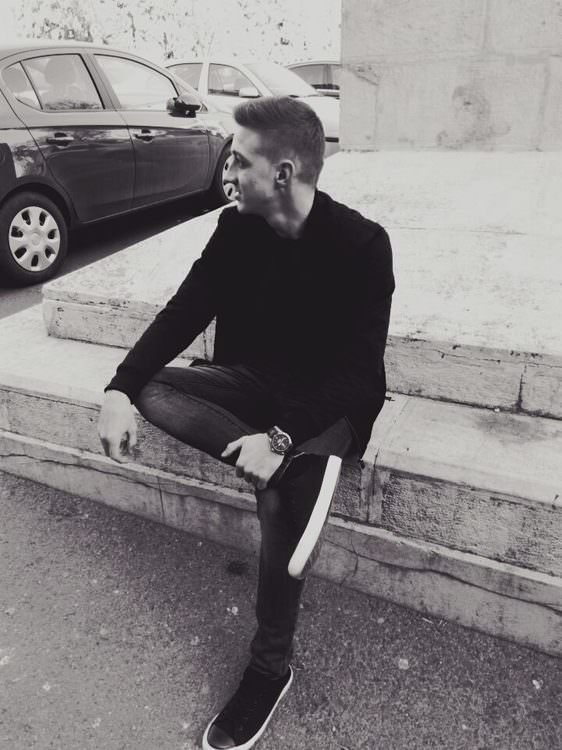 12177805_1926395130918388_572790876_n.th