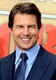 220px-Tom_Cruise_avp_2014.jpg.b6a95bf805eb04d553fd1ae3b07bf000.jpg