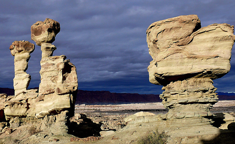 valle-de-la-luna-ischigualasto-4.jpg.d11978cd49ec5ffdf1f59f1848b3022f.jpg