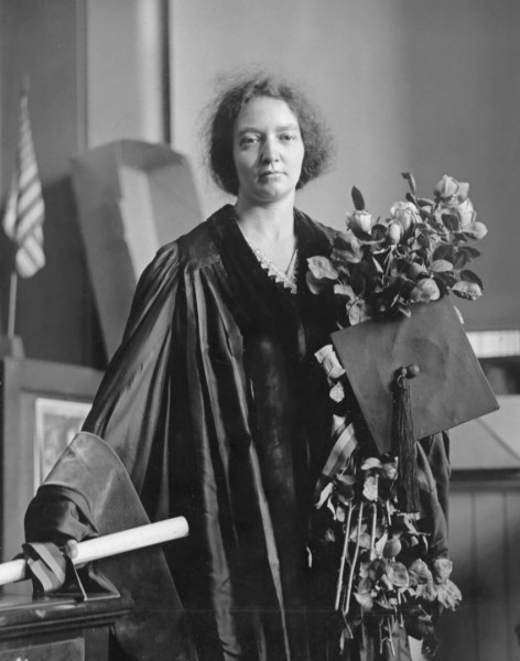 35 Irène Joliot-Curie.jpg